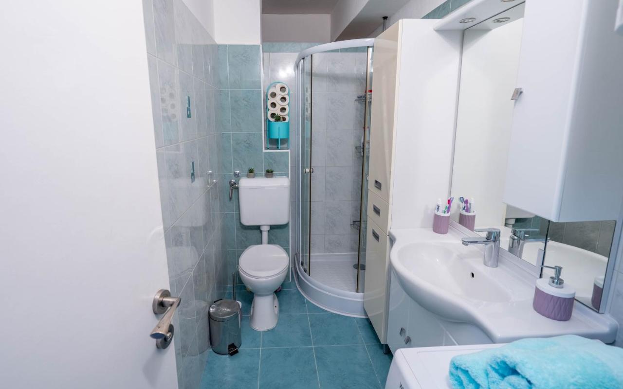Апартаменти Apartman M Книн Екстер'єр фото