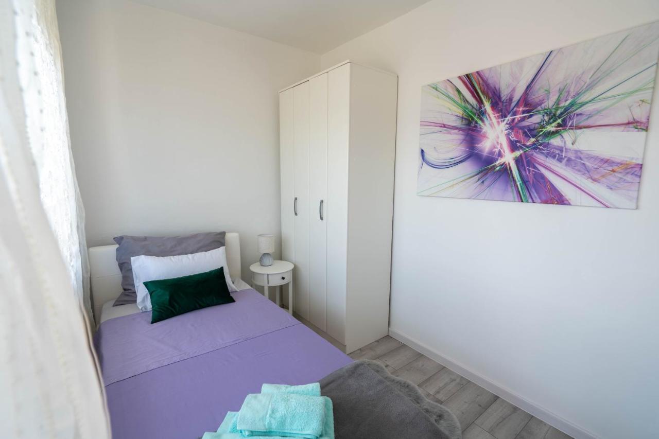 Апартаменти Apartman M Книн Екстер'єр фото