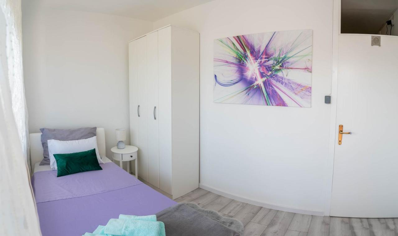 Апартаменти Apartman M Книн Екстер'єр фото